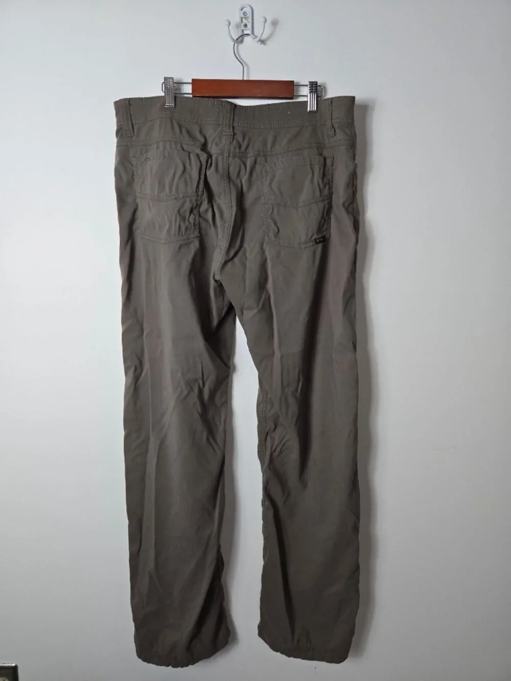 Prana Pants Men's Brion Slim Fit Stretch Hiking Pants Brown UPF FLAW